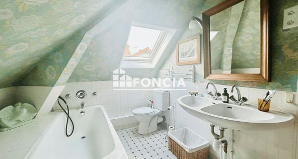 À vendre Maison 10 pièces 214 m² - Sceaux 92330