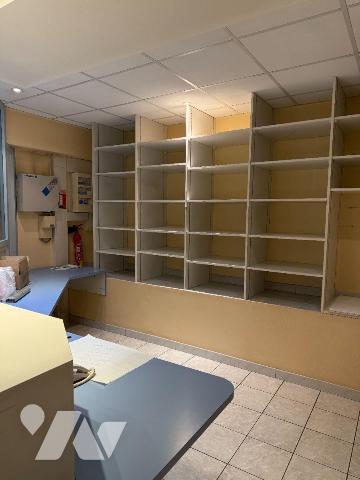 A Vendre à Troyes (10000) en Aube (10)

Local à usage professionnel et commercial de 191 m² a...