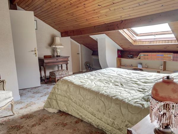 Maison à vendre  10 pièces - 250 m2 MAURECOURT - 78