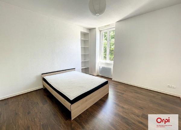 Appartement à louer    2 pièces • 33,75 m2 Montluçon
