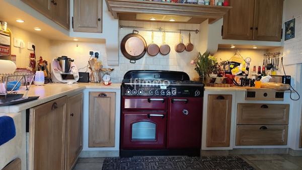 Villa provençale, confort énergétique moderne.