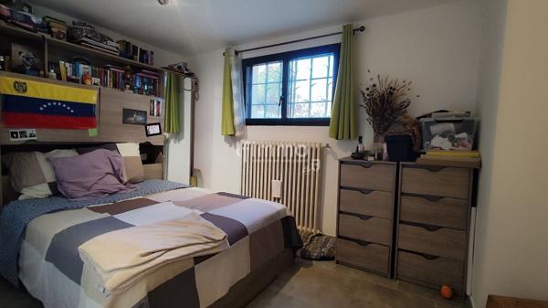 Villa provençale, confort énergétique moderne.