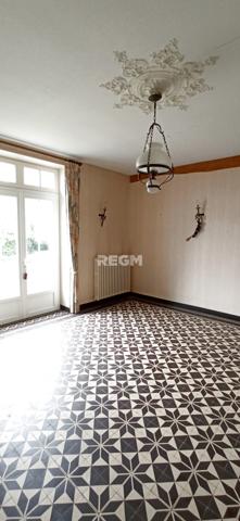 Avord (18520) MAISON 228 m2