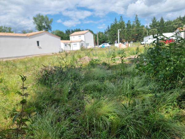 Terrain viabilisé 557 m² SAINT HILAIRE DE RIEZ