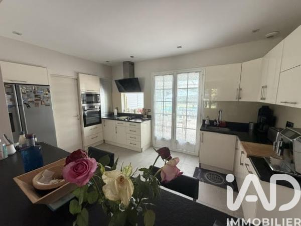 Maison à vendre 6 pièces 148 m² Cestas