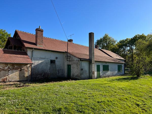 Vente
                Demeure de Prestige200 m² - 10 Pièces -
                    GIEN (45500)