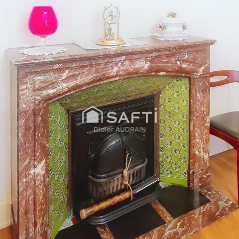 Majestueuse maison avec vaste terrain au coeur du village