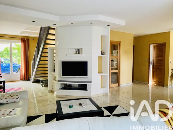 Maison à vendre 6 pièces 151 m² La Salvetat-Saint-Gilles