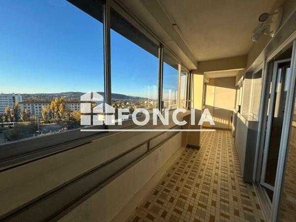 Location Appartement 2 pièces 61.8 m² - Caluire Et Cuire 69300