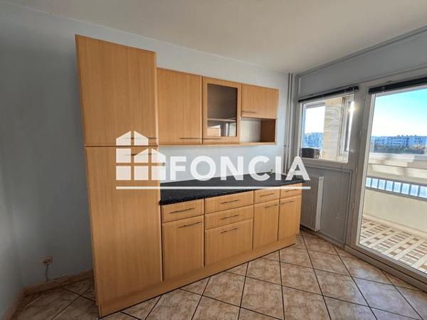 Location Appartement 2 pièces 61.8 m² - Caluire Et Cuire 69300