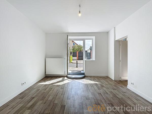 Location Local commercial36,88 m² - 2 Pièces - SAINT MAUR DES FOSSES (94100)