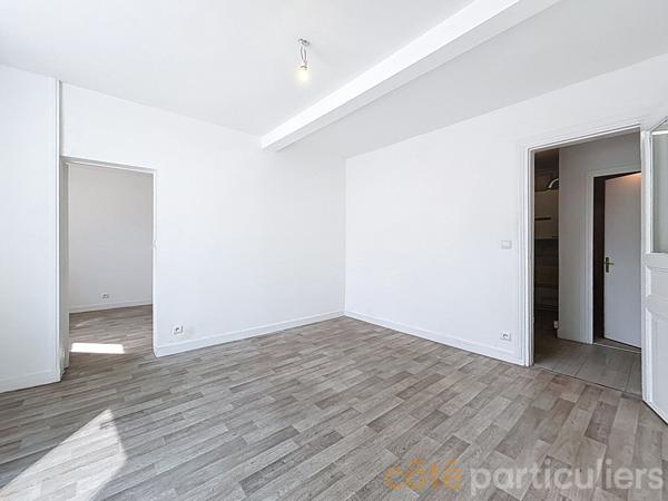 Location Local commercial36,88 m² - 2 Pièces - SAINT MAUR DES FOSSES (94100)