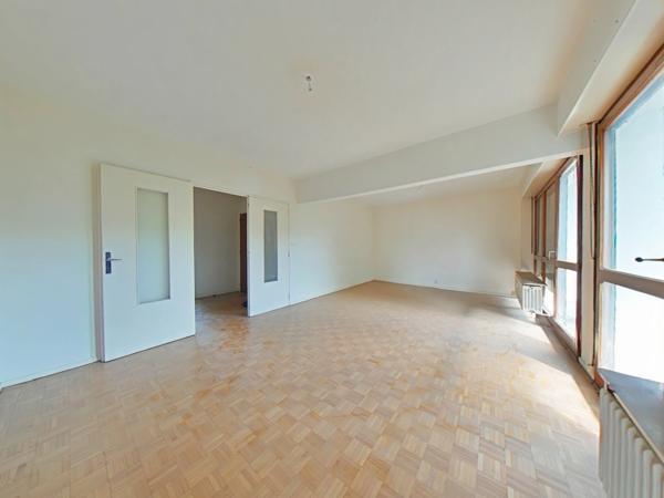 THIONVILLE – Appartement F3 avec terrasse, loggia, garage et ascenseur
