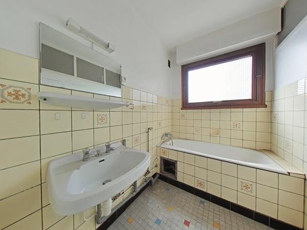 THIONVILLE – Appartement F3 avec terrasse, loggia, garage et ascenseur