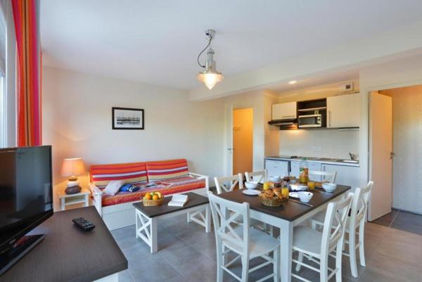 INVESTISSEMENT LOCATIF  SAINT POL DE LEON  Résidence Nemea Les Roches  *** - 6.47 % de rentabilité