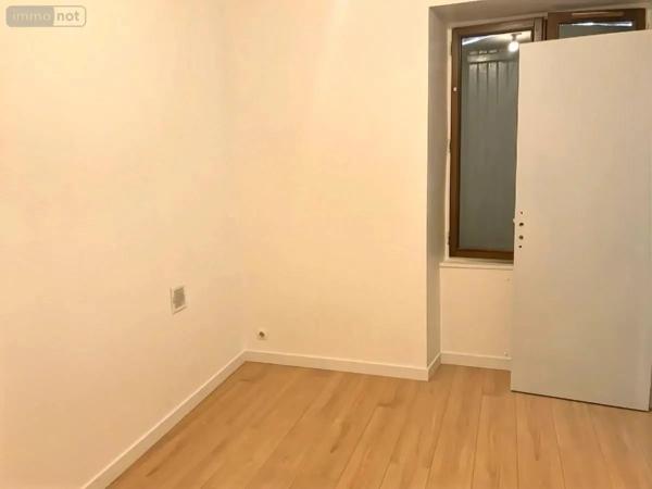 Achat - Immeuble Les Aix-d'Angillon 18220 150 m 2 253 m 2