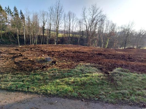 TERRAIN A BATIR DE 1066 M²