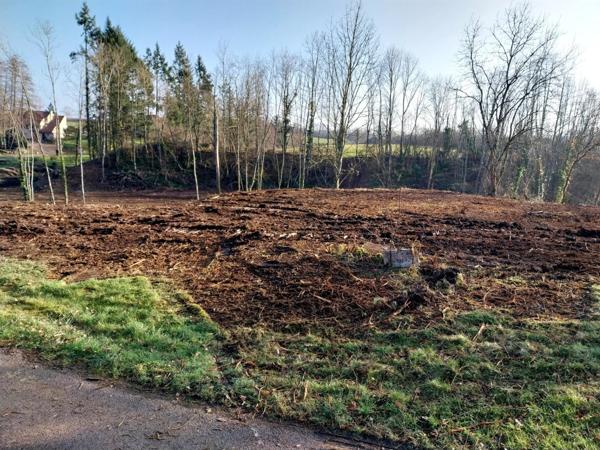 TERRAIN A BATIR DE 1066 M²