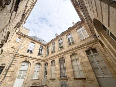 Appartement à vendre à Bordeaux en Gironde (33000), ref : 013/357 Hôtel de Ville