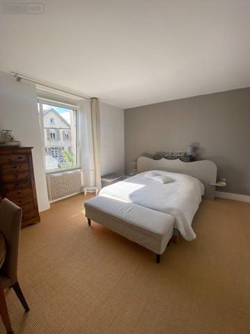 Maison de ville à vendre à Vesoul en Haute-Saône (70000), ref : 70003-143