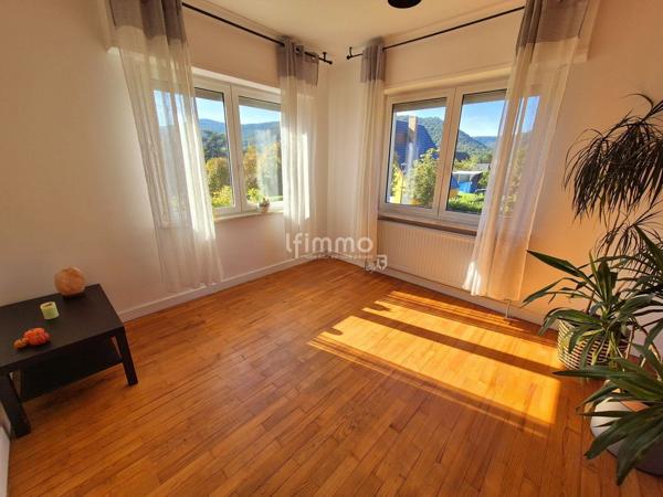 Belle maison de 100 m2 habitables à Niederbronn-les-bains.