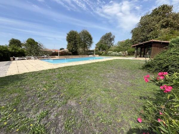 Maison à vendre |  Biganos |  5 pièces | 210 m²