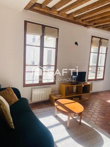 Appartement baigné de lumière et au calme absolu