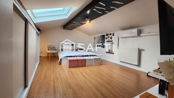 Corps de ferme de 222 m² entièrement rénovée  + 228 m2 annexes