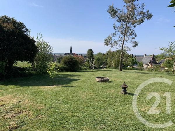 Maison à vendre  10 pièces - 297,30 m 2   NOYAL SOUS BAZOUGES  - 35