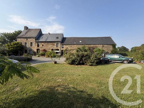 Maison à vendre  10 pièces - 297,30 m 2   NOYAL SOUS BAZOUGES  - 35