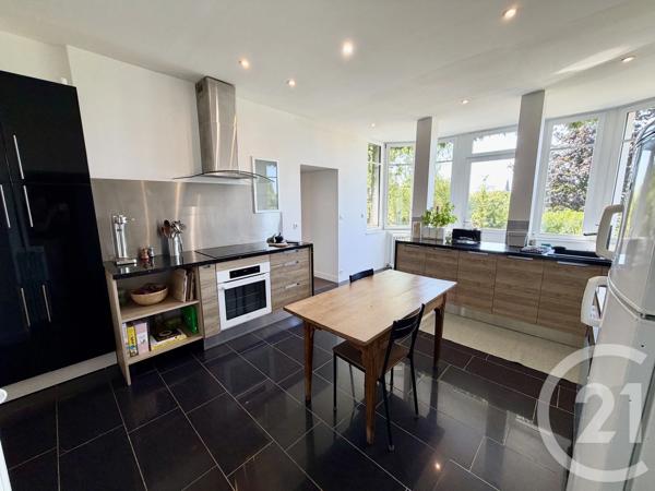 Maison à vendre  10 pièces - 297,30 m 2   NOYAL SOUS BAZOUGES  - 35