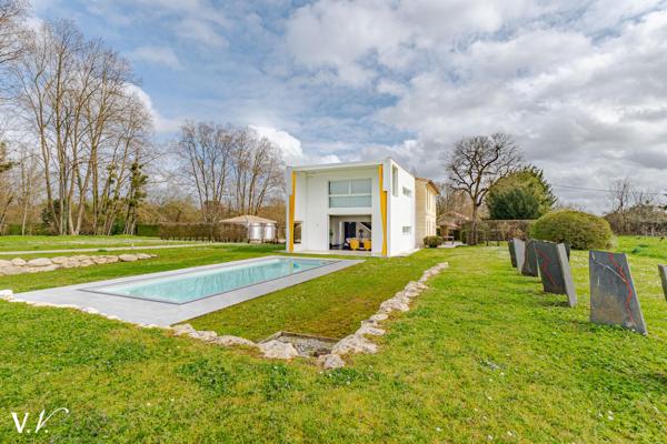 PROPRIETE D'ARCHITECTE- SAINT LOUBES