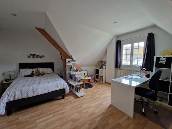 Vieux-Moulin (60350) MAISON CONTEMPORAINE DE 242 m²