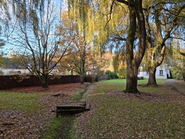 Vieux-Moulin (60350) MAISON CONTEMPORAINE DE 242 m²