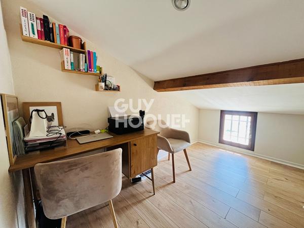 Maison d'Exception à Vendre à Théza - Un Havre de Paix et de Confort