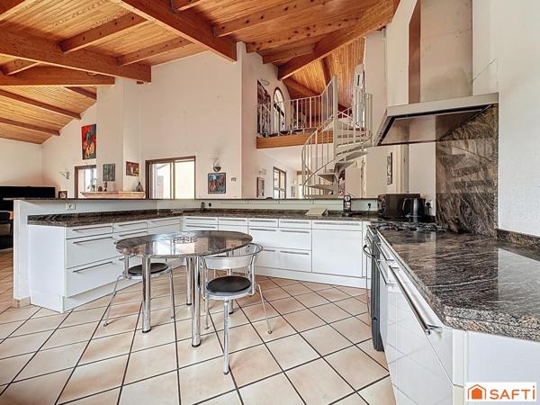 Aucamville - Maison familiale 6 pièces – 216 m²