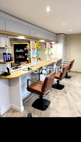 Local commercial proche de toutes commodites