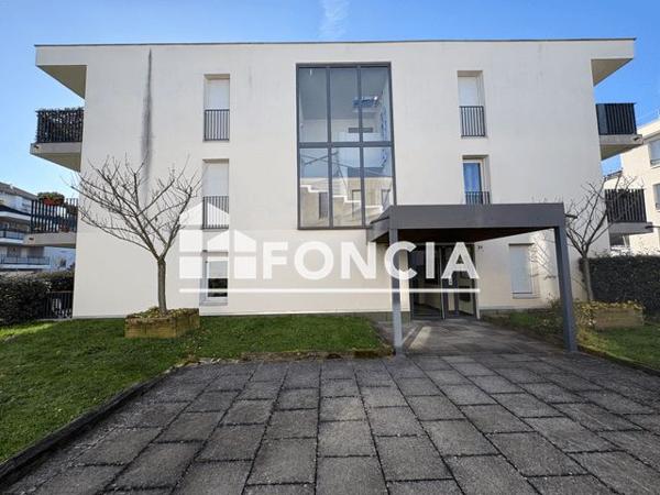 Location Appartement 2 pièces 48.31 m² - 31 RUE ANTOINE VACHER Meyzieu 69330