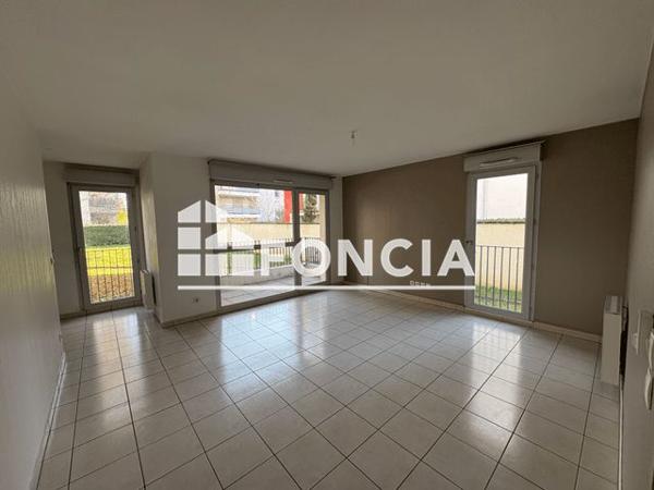 Location Appartement 2 pièces 48.31 m² - 31 RUE ANTOINE VACHER Meyzieu 69330