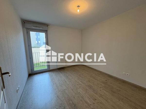 Location Appartement 2 pièces 48.31 m² - 31 RUE ANTOINE VACHER Meyzieu 69330