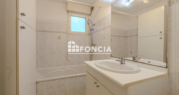 À vendre Appartement 3 pièces 65 m² - Avignon 84000