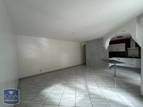 Appartement à louer 3 pièces 73.34m²