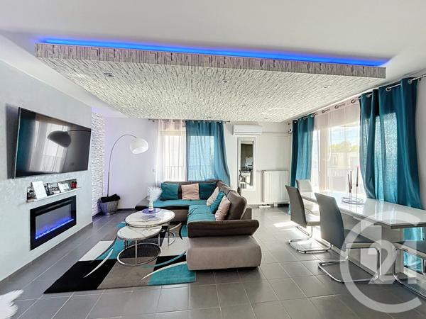 Appartement F4 à vendre  5 pièces - 83,14 m2 ST PRIEST - 69