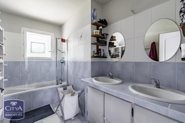 Maison à vendre 4 pièces 88m² Coutras (33230)