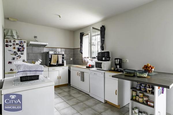 Maison à vendre 4 pièces 88m² Coutras (33230)