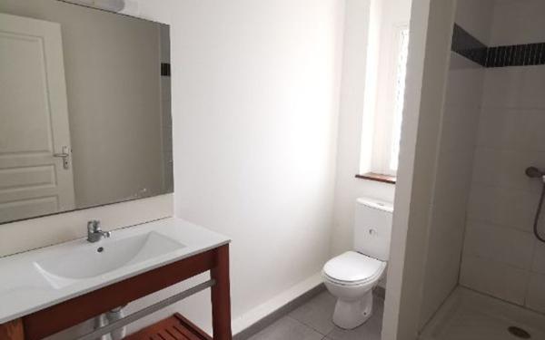 Maison à vendre    4 pièces •  Macouria