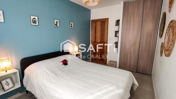 Maison mitoyenne avec piscine St saturnin les Avignon