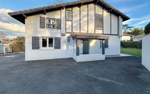 Maison à vendre    4 pièces • 129 m2 Anglet