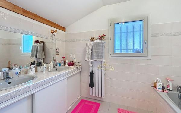 Maison à vendre    4 pièces • 129 m2 Anglet