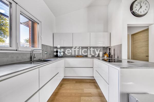 Maison 6 pièces - 155 m² Exclusivité efficity